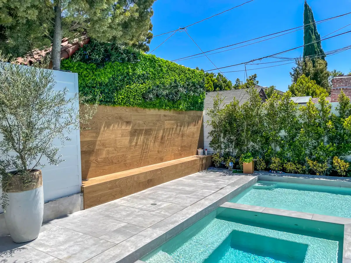 pool privacy 11